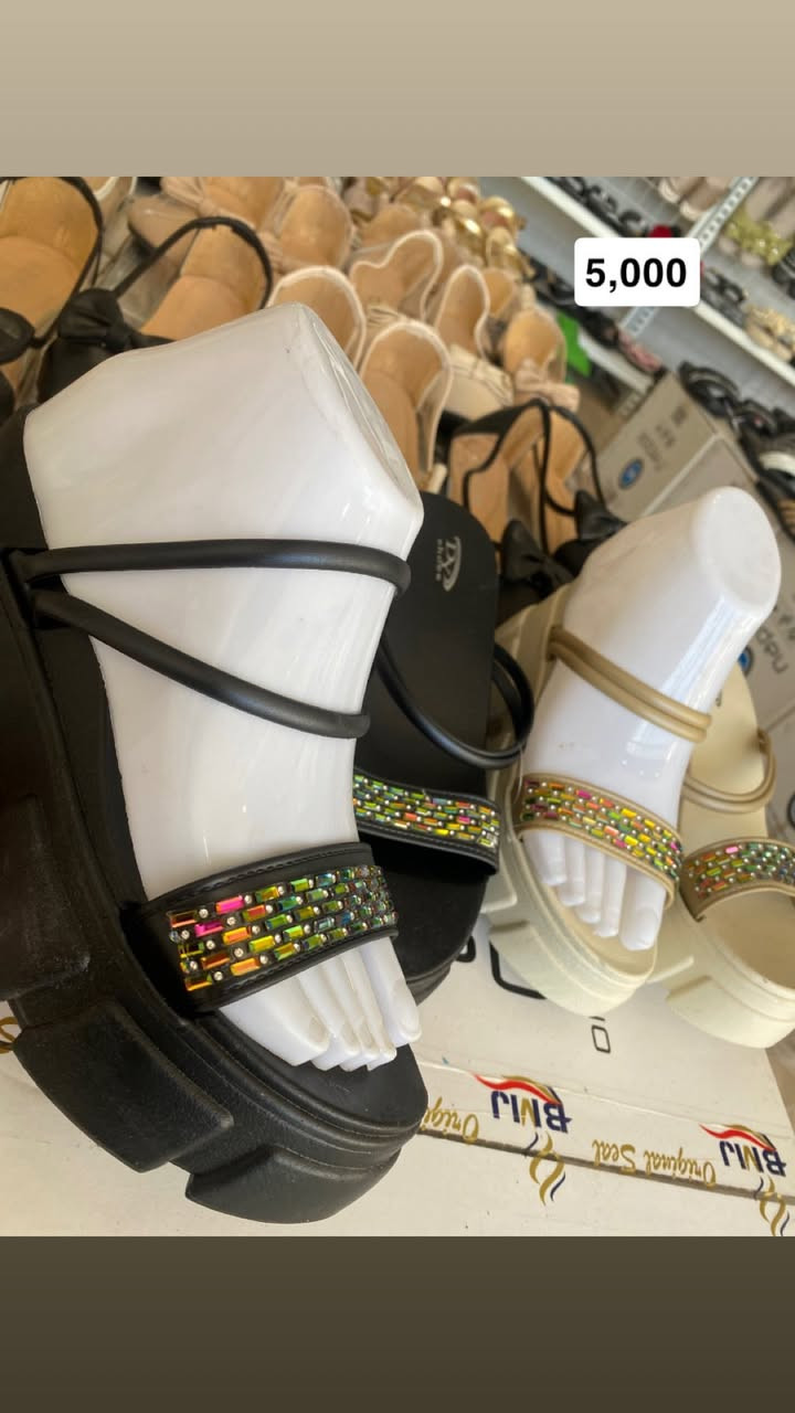 هەڕاجی…سعر لەسەرهەمووی نوسراوە هـەرچیتان  ویست نامە بنێرن…کەلار-سمود


**إذا كنت صاحب هذا الإعلان وتريد حذفه لأي سبب، رجاءا أرسل رسالة إلى الدعم الفني**