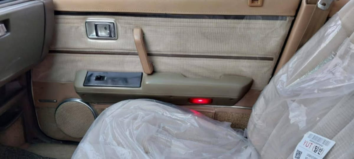 السلام عليكم اخوان سياره  سوبر موديل 82  رقم بغداد دولي بأسمي  وكير اوتوماتيك وحداديه كفاله لا تنقيص ولا تبخير تبريد شغال  تخم تاير جديد ابطاين تنته كاعيات كله جديد
بغداد مجمع بسمايه 
السعر 68
***********
