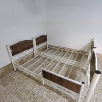 قريوله طابقين مستعملة ونظيفة للبيع وسعر النهائي لكل قريوله ٢٥الف للاست...