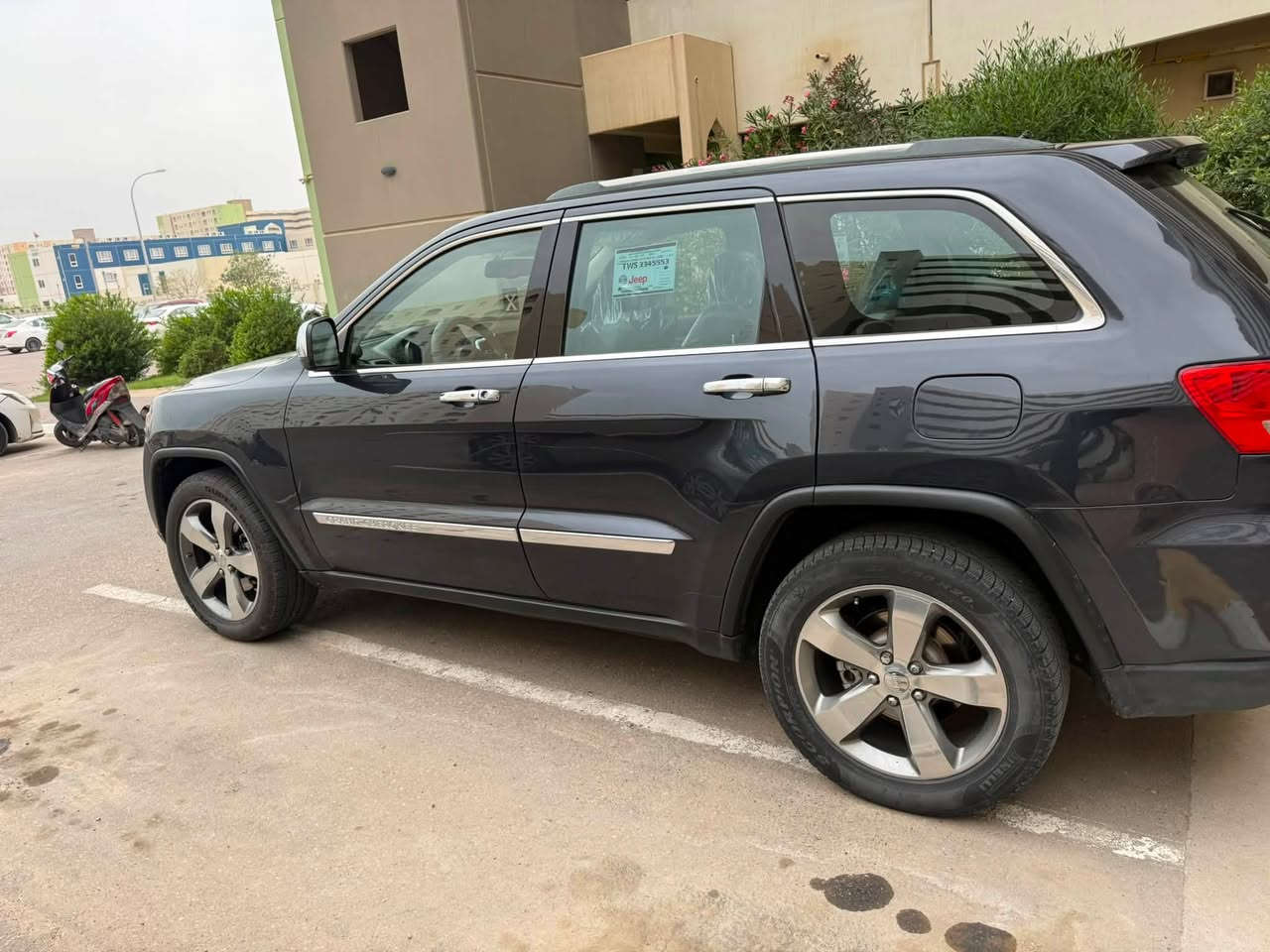 جيب لاريدو ٢٠١٣ بيهه ٣ قطع صبغ باسمي مكينه وكير كفاله مكان بغداد زيونه *********** السعر ١٣٥ قفل سنويه وهزه وقم جديد قبل شهر حولتهه
