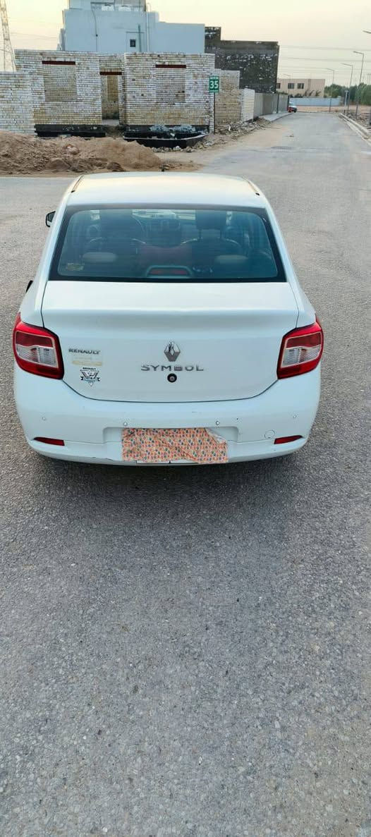 للبيع رينو سيمبل موديل ٢٠١٧ رقمها اربيل سياره بلاديه زيرو على ايدي محرك وكير برغي ما مفتوح بيه بلادي ومكفوله من الصبغ مع تحوير منظومه تبريد كامله يعني تبريد ثلج ومروحه اماميه للتبريد وحساس خلفي السعر ٧٨ ورقه للاستفسار ***********
