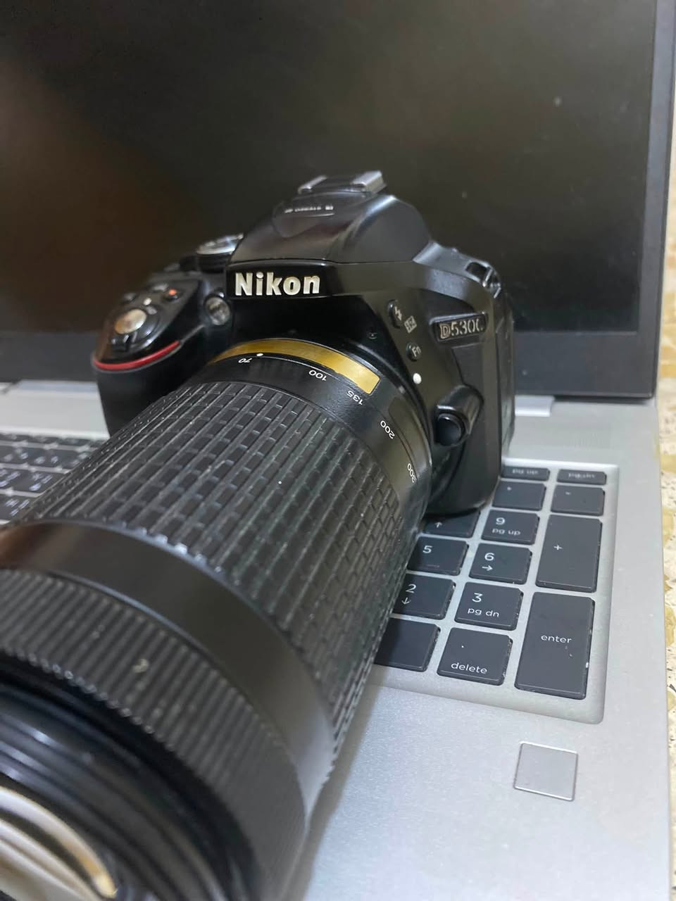 نيكون 5300
الملحقات زم 70-300 

شاحن اصلي 

رام 16   السعر 300


**إذا كنت صاحب هذا الإعلان وتريد حذفه لأي سبب، رجاءا أرسل رسالة إلى الدعم الفني**