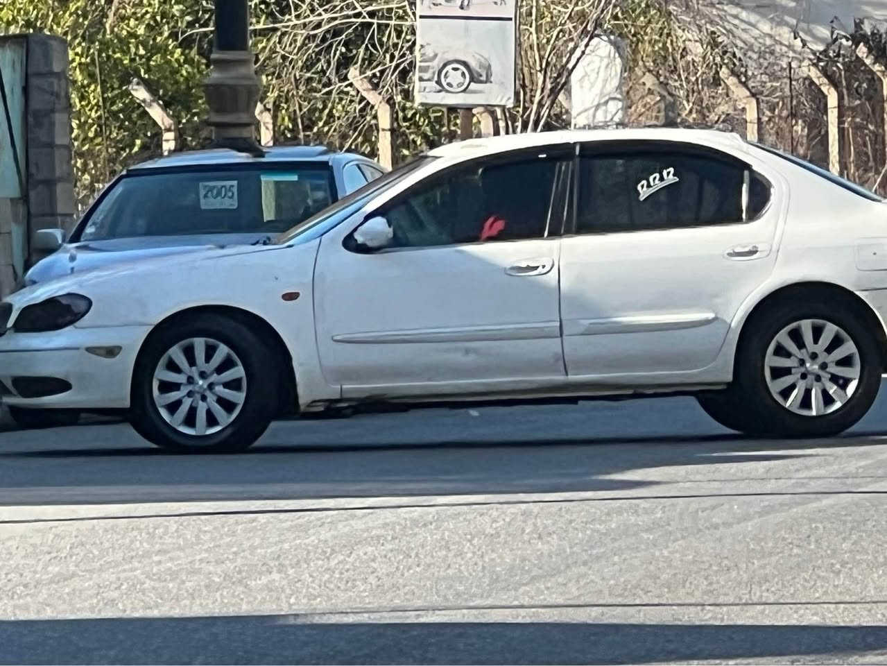 ماگزيما زور زور خاوينه  ٢٠٠٢ سه رفو بوخار هيچي نيه سه ياره كه زور زور خاوينه ئارمه شتيكي زور زور ريك وبيكه به عام سه ياره كه خراب نيه مالي فه قيره
*********** دخان, السليمانية
