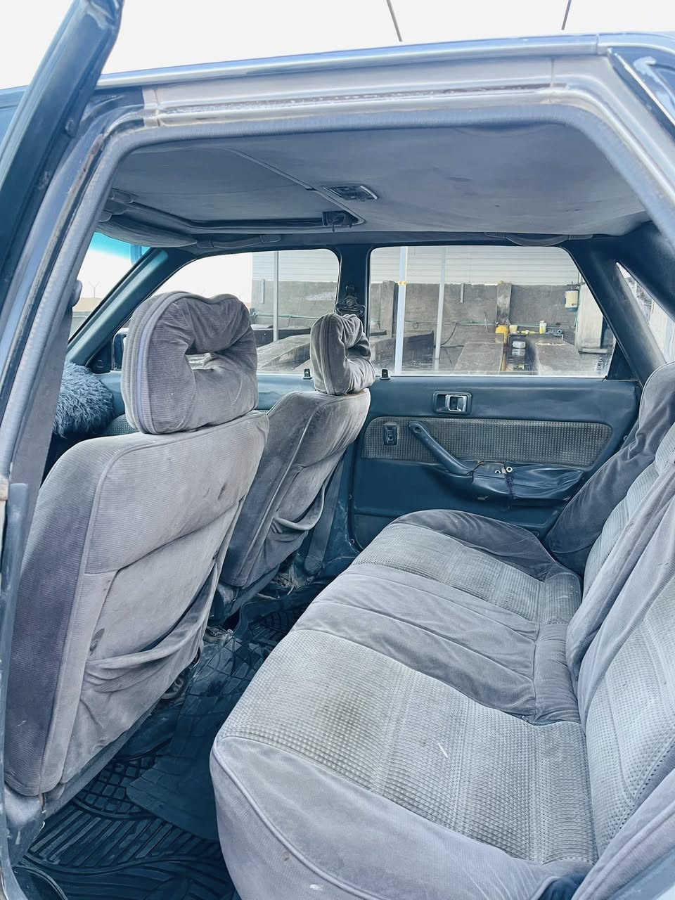 السلام عليكم للبيع كامري موديل 1994كير محرك صدر تايرات كهربائيات كلهن شرط سياره حلوه وجاهزه ومال جناي ماناقصها كلشي مصبوغه عام رقم صلاح الدين شرط التحويل والغرامات مكان السياره صلاح الدين الضلوعية السعر 45وبيها مجال ***********
