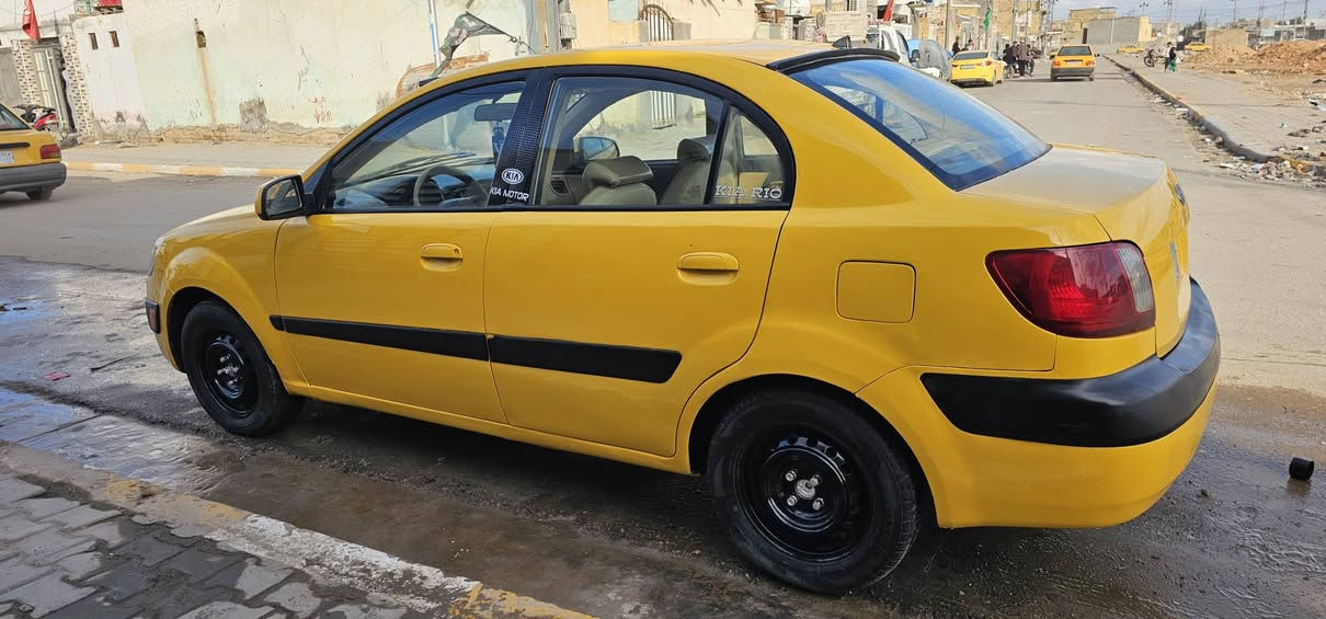 سلام عليكم ريو  خليجي موديل ٢٠٠٦ جاهزه فول اوتو مكينه[1600] حاويه كير شرط صبغه جديده مدوشمه دواخل جديد رقم مثنى موجوده بديوانيه باقي التفاصيل داخل الفديو  ***********السعر  ٦٧
