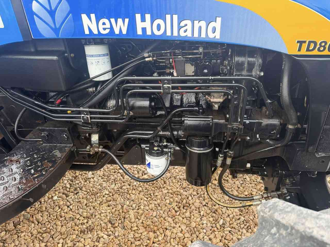 سلام عليكم
للبيع نيهولند موديل ١٦ رقم كربلاء حره تحويل 

مكيمه جديده او مكفوله كفاله عامه 

الستفسار 

***********
