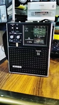 سوني كابتن 55 • صنع ١٩٧٣ • FM MW SW