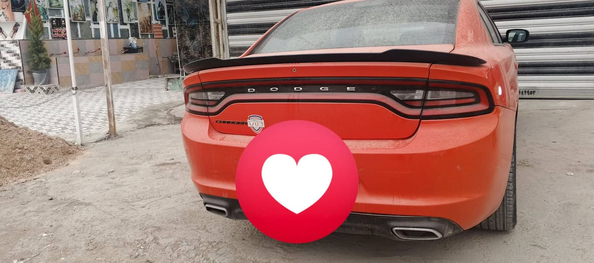 السلام عليكم
جارجر للبيع موديل 17 كفاله 
بسمي سياره رقم بغداد مكاني بغداد 
فول موصفات ماشيه 110ميل
هزه جديده ورقم جديد
***********
