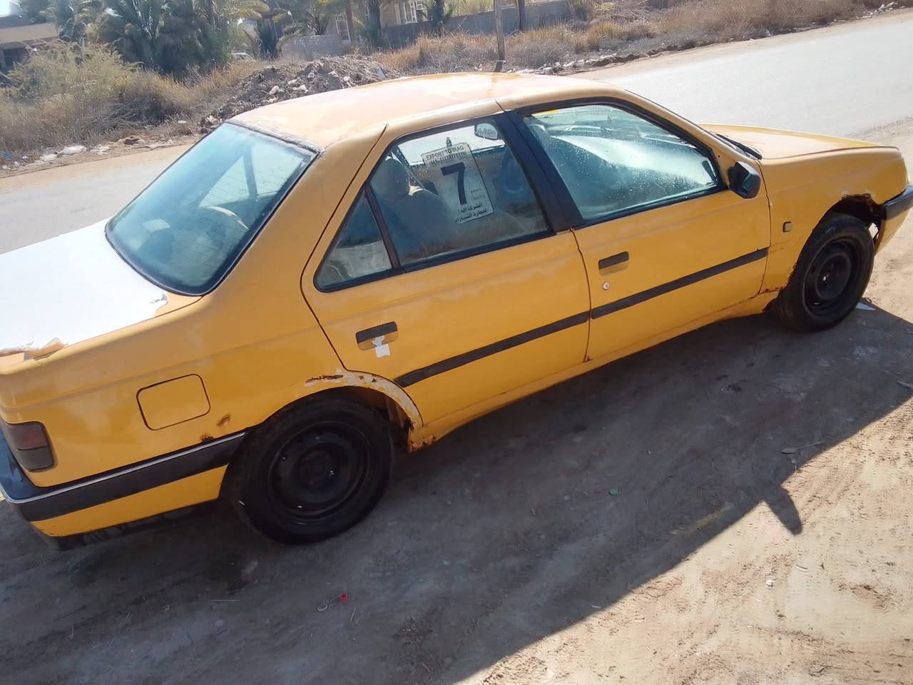 السلام عليكم للبيع مراوس السعر 10بي مجال مكينه وكير جدد حداديه صفر مشط جديد كهربائية  شغاله السنويه استنساخ الاتصال ***********بي واتساب
