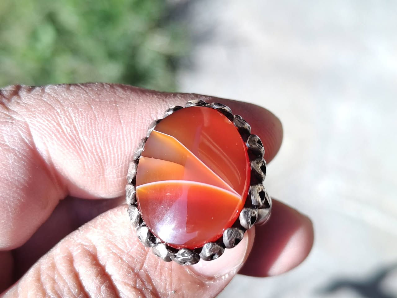 جزع يماني انسي احمر رماني خامه ملكيه نخب اول صياغه تحفه السعر 75 الف للطلب ***********
