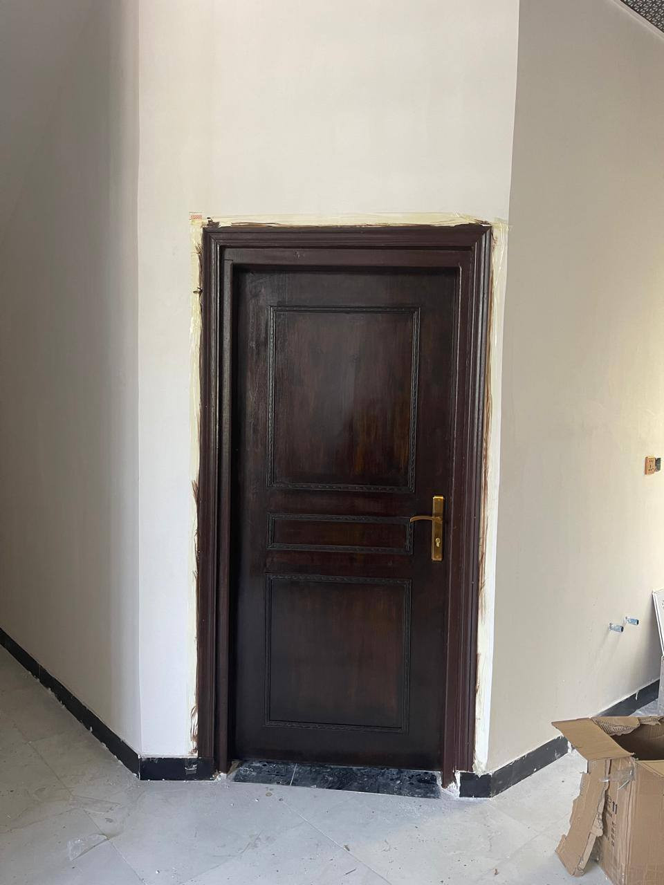 سلام عليكم يوجد لدينا بيت مساحته 100م بيت ونص قاط ثاني قرفه2 فقط هوه اثاثه سعر60 وبين مجال بصره شط العرب جزيره فيروزيه شارع 20 الاستفسار الاتصال على الرقم ***********
