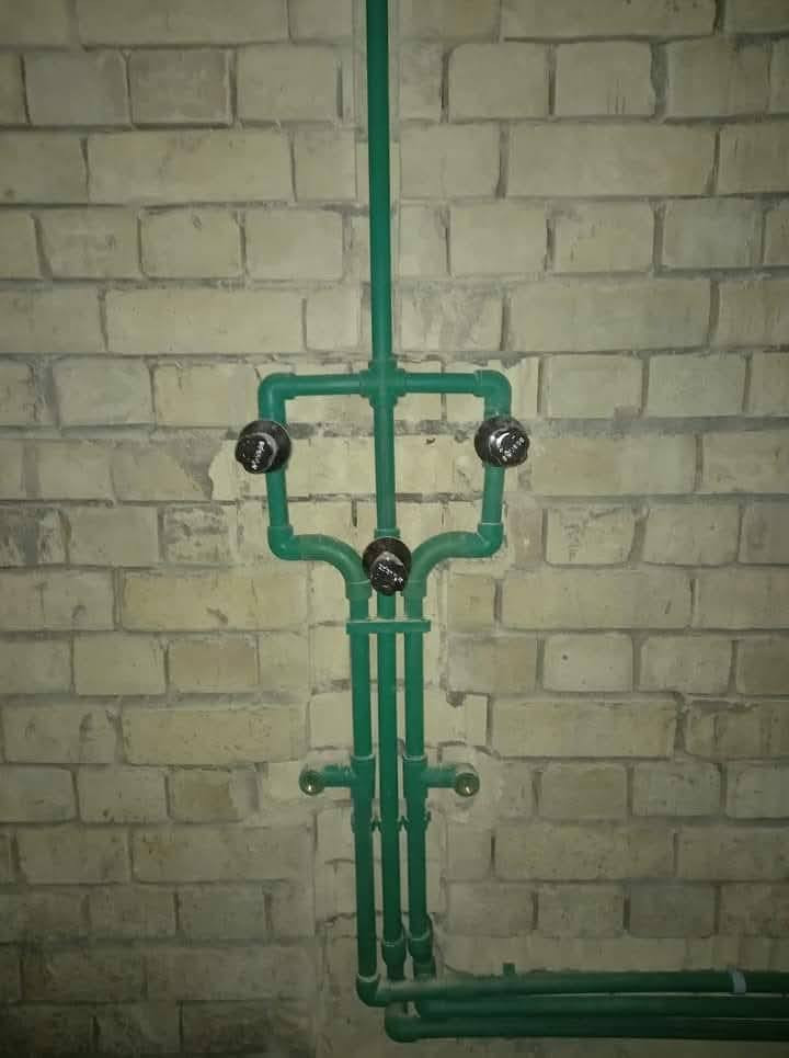 السلام عليكم عمل تاسيسات ماء مجاري كهرباء  باسعار مناسبه 
هاذ جزء بسيط جدا لجذب الالتفاته من اعمالنه ان شالله ينال اعجابكم
***********
*********** وتس اب
