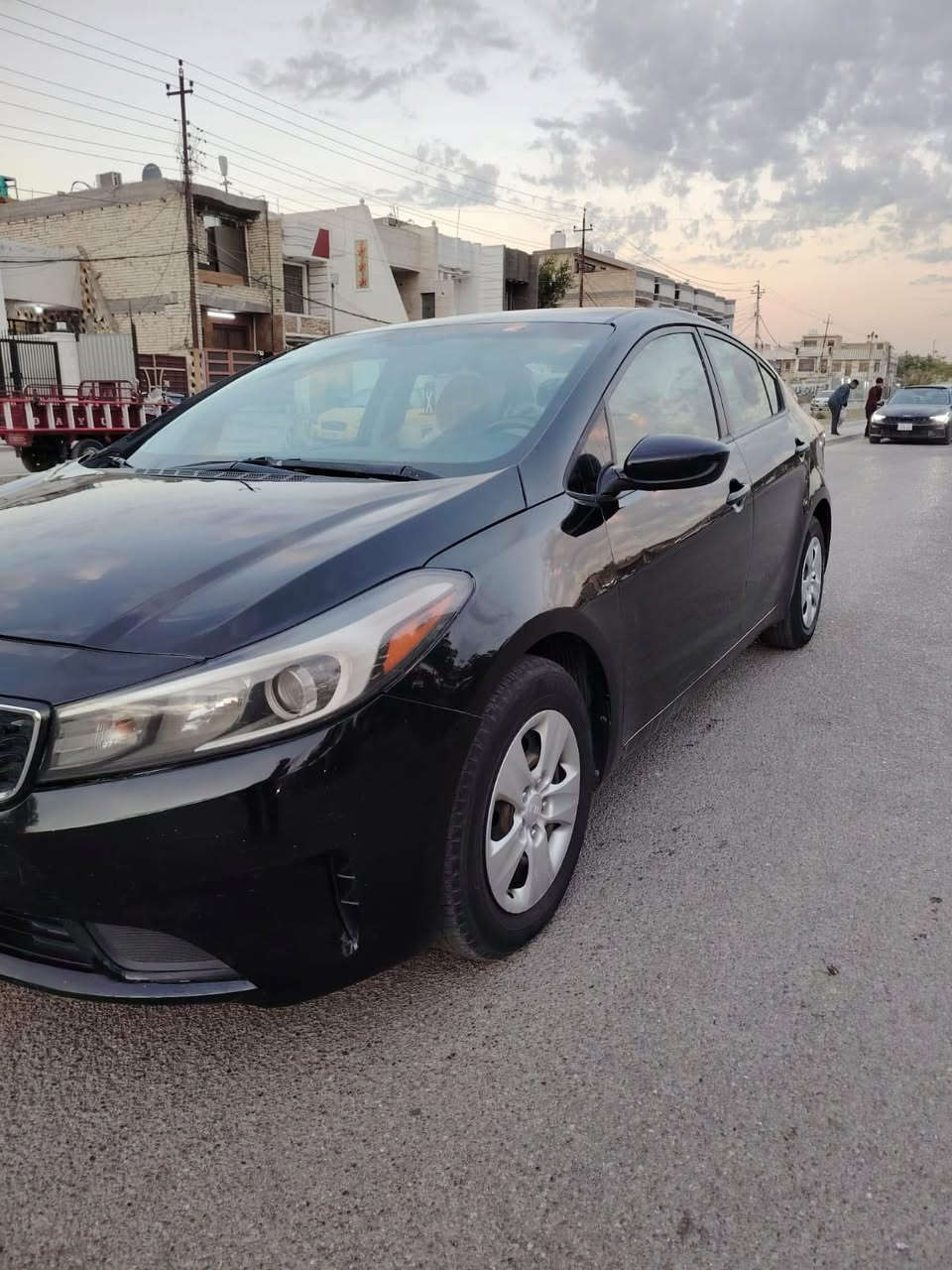 سلام عليكم 
فورتي 2017 
رقم اربيل باسمي شرط تحويل سنوية جديدة 
كلشي موضع بالصور والسونار مرفق بالصور 
موصفات عاديه سياره نضيفه وحلوه تجي وتشوف 
قطرة دواخل مابيها السعر المطلوب 100 وبيها مجال 
مكان سياره بغداد 
ما متواجد ع فيس هذا رقمي ***********
