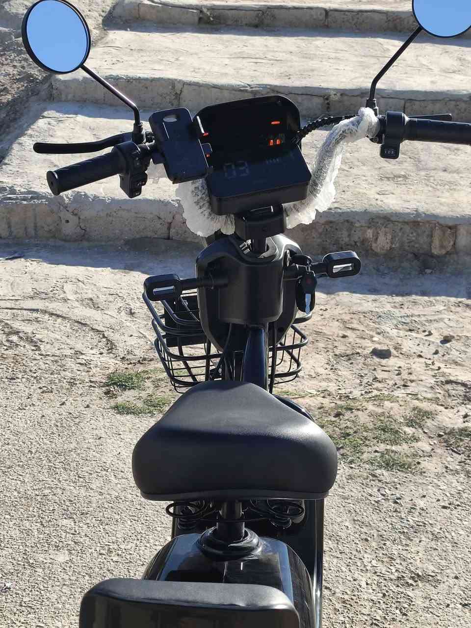 سلام عليكم مطور شحن لبيع بسعر 450وبيه مجال بـ رقم هاتف ***********
