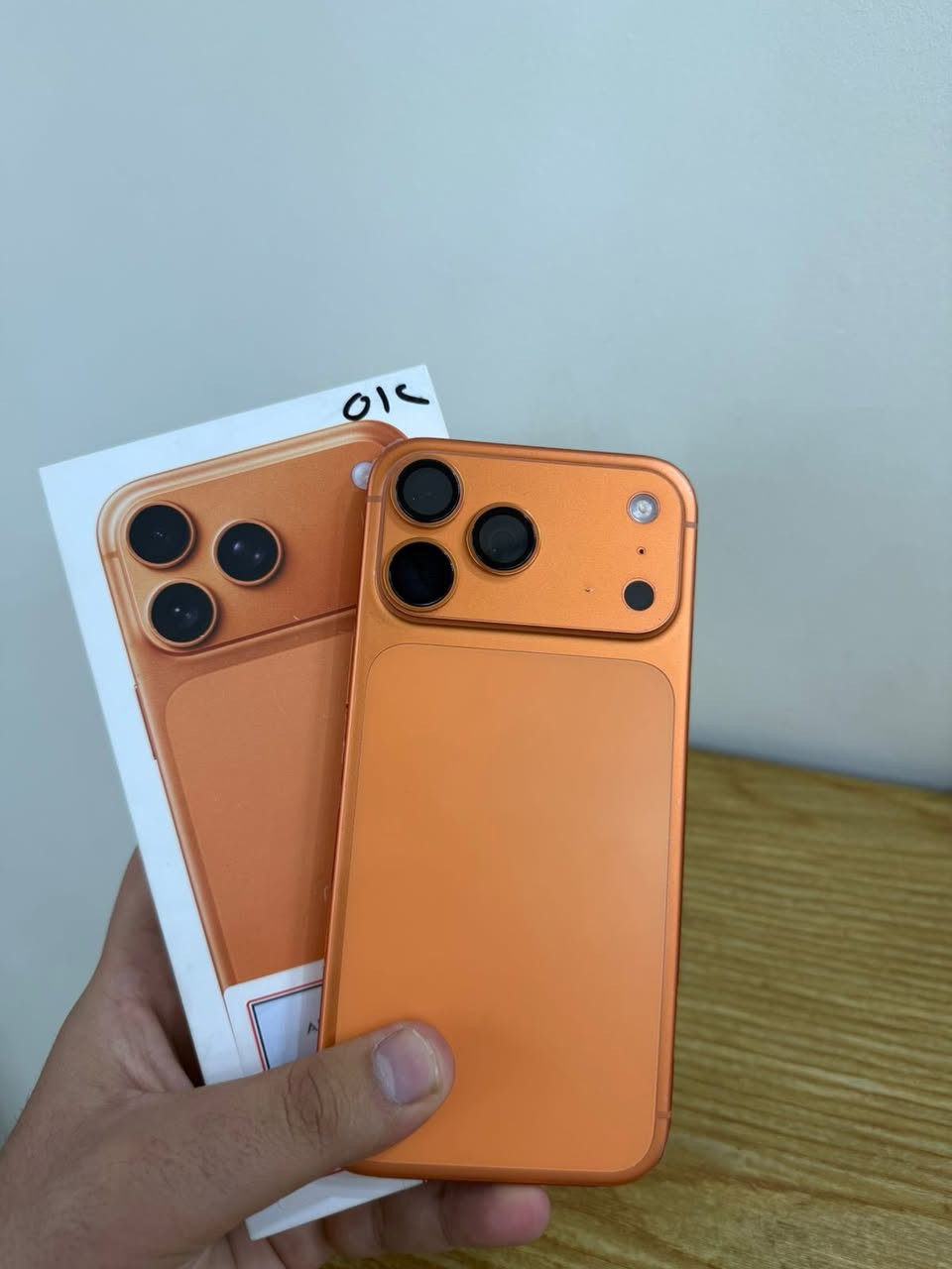 ايفون ١٧ برو ماكس
ذاكره ٥١٢
بطاريه ١٠٠  
جهاز اي بي ان جهاز حتى من وكاله مقطوع ما متوفر تك بعده تحت ضمان وكاله 
اي بي ان وكاله رسميه لآيفون 

سعره مليونين و550وبي مجال حق جيه 
عنوان بلديات


**إذا كنت صاحب هذا الإعلان وتريد حذفه لأي سبب، رجاءا أرسل رسالة إلى الدعم الفني**