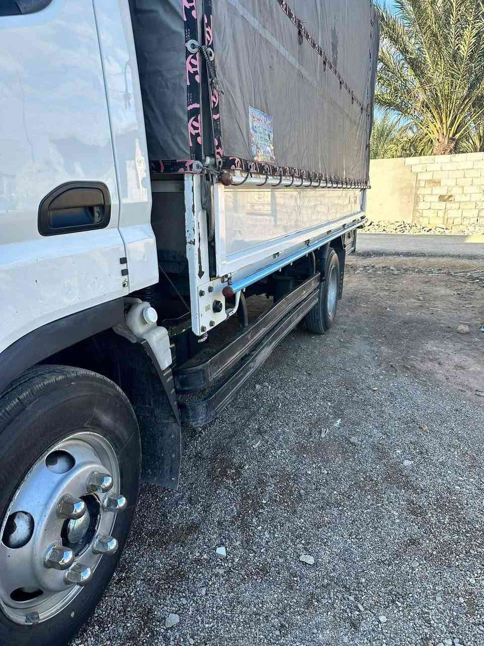 كنتر للبيع موديل 2015/رقم بغداد/مكينه كير خير من الله تخم تاير/سعر 205/ورقه مكان خان بني سعد/الاتصال/***********
