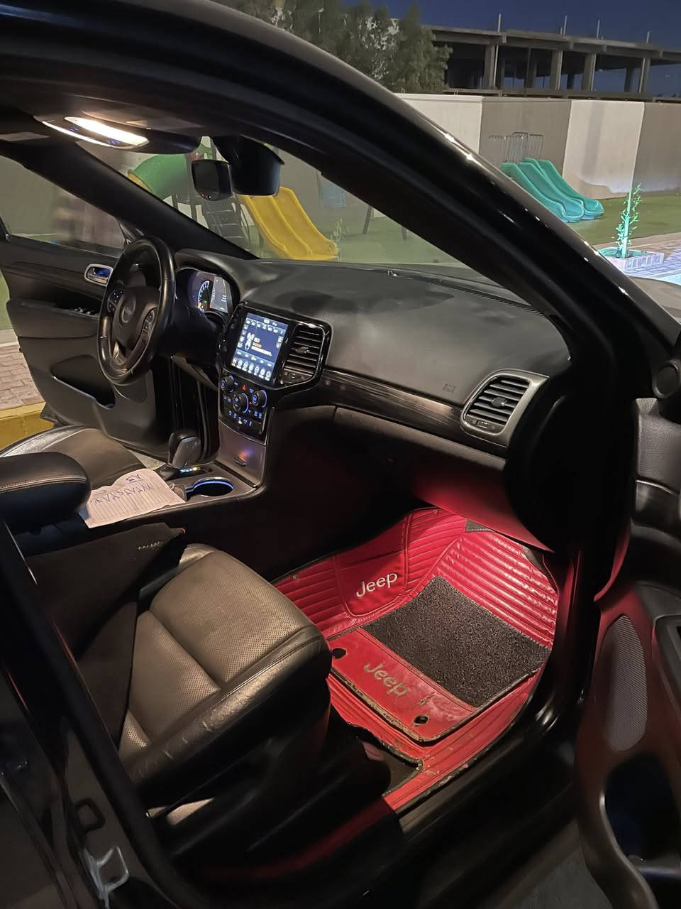 جيب لاريدو بلاك توب موديل 2022فول مواصفات  عليها كت اس ار تي بصمه كشنات خزن فورويل كير عصا +كير ماوس 4 انضمه قياده +نضام الاوتو ستوب ونضام الاسبورت كير 8نمر ونضام صرف الوقود تدفئه تبريد بالكشنات الاماميه والخلفيه فقط تدفئه  تدفئه بالستيرن كشنات اماميه كهربائيه صندوك كهربائي شفط وبعد بيها هواي مواصفات وارد امريكي ضرر جاملغ امامي وجاملغ خلفي ونهاية القماره وبنيد فقط ماشيه 46سياره مال بيت نضيفه سعرها 265$وبيها مجال 
متواجد واتساب وشريحه حي الجهاد
***********/***********
