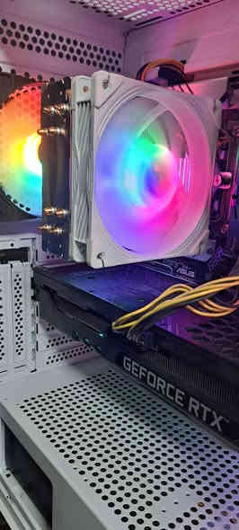 كيس تجميعه للالعاب كوراي 5 جيل 13
المعالج  intel core i5-13400f
التبريد غازي  ag400
الرام-  mas : DDR4  (16GB-3600 MHz)
المذربورد  asus prime b660-plus d4
الهاردات ssd 265 - hdd 1 tb
كرت الشاشة  palit 3070 8gb
البور سبلاي Powerful 1000 Watt  
كيس  galax  case 4 fan
سعر الكيس 900 الف رقمي ***********
بغداد شارع الصناعه لايوجد توصيل
