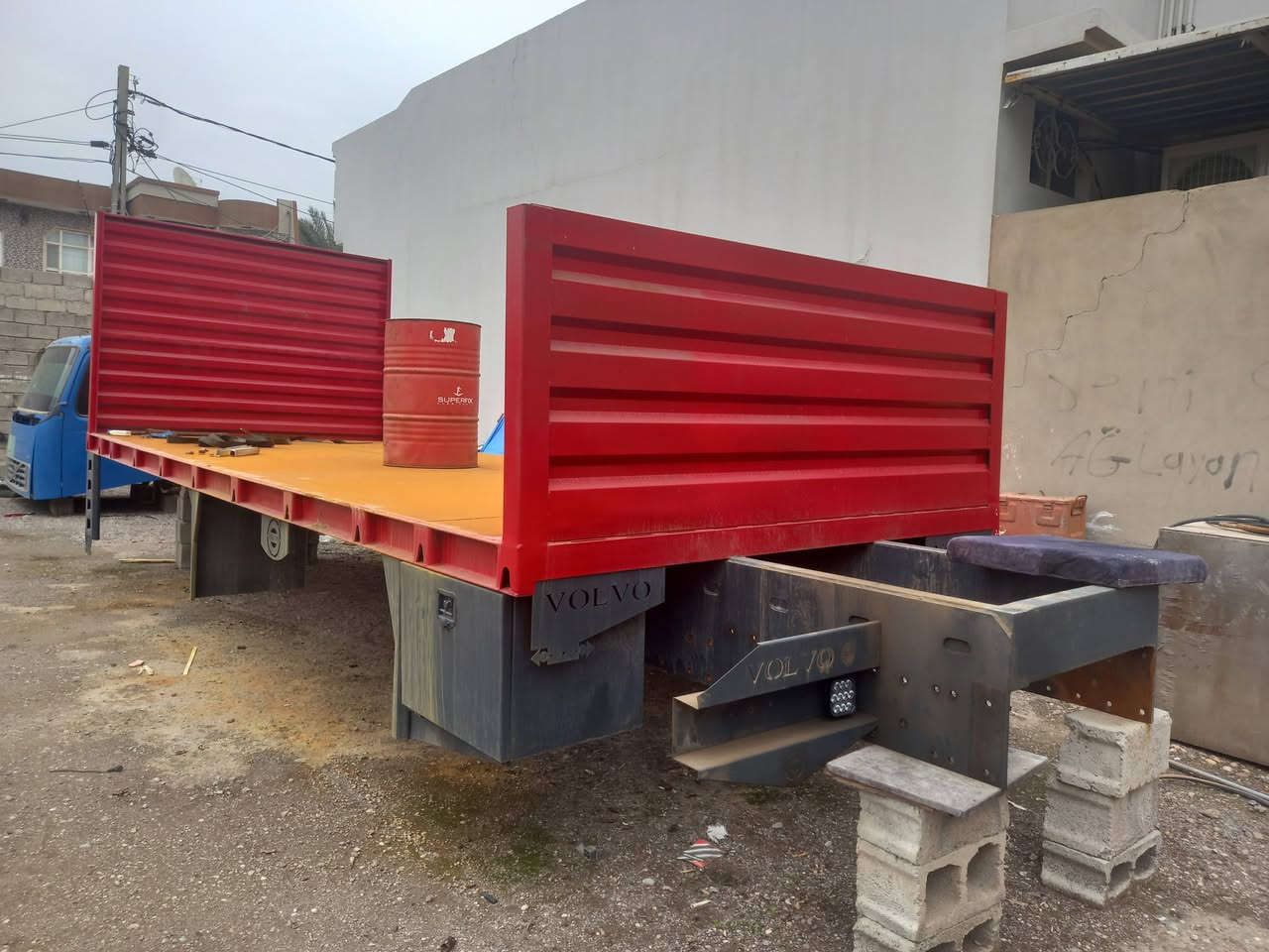 بودي تفصال جديد طول ٧ متر و ٦٠ 
سعر ٤٢ ورقه وبيها مجال قليل عنوان كركوك ***********
