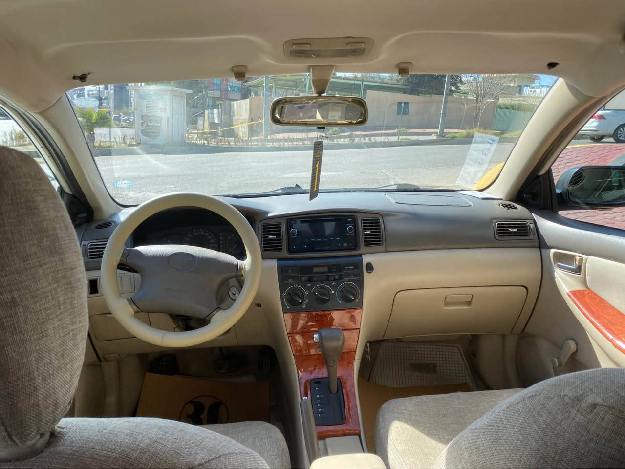 کرولا ٢٠٠٦ ٤ پارچه بویاخ زور بی کیشه ٤ تایه تازه ره قه م ژینگه تا ٢٠٢٨ تازە یە کامل پئشو دوا تازه دا گیراوه بانس تازه  رونو هایدرولیک تازه گوراوه به شه رت گاعی تی گیراوه کوشنو سه قف تازه تی گیراوه مالی دوسته ته حویل غرامه به شه رت سپاس بو ئه دمینی🌹
نرخي ٨٠$ مه عامه له يه كي كه م(***********) السليمانية, العراق
