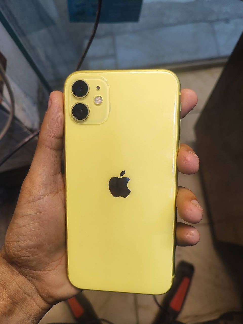 آيفون 11 عادي اللون 🍋🍋🍋🍋 كلشي مامبدل بيه.
هذا رقمي ***********  مكاني كربلاء
