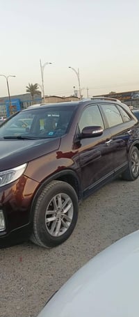 سورنتو ٢٠١٤ • ٦ سلندر • ضرر أمامي أيسر