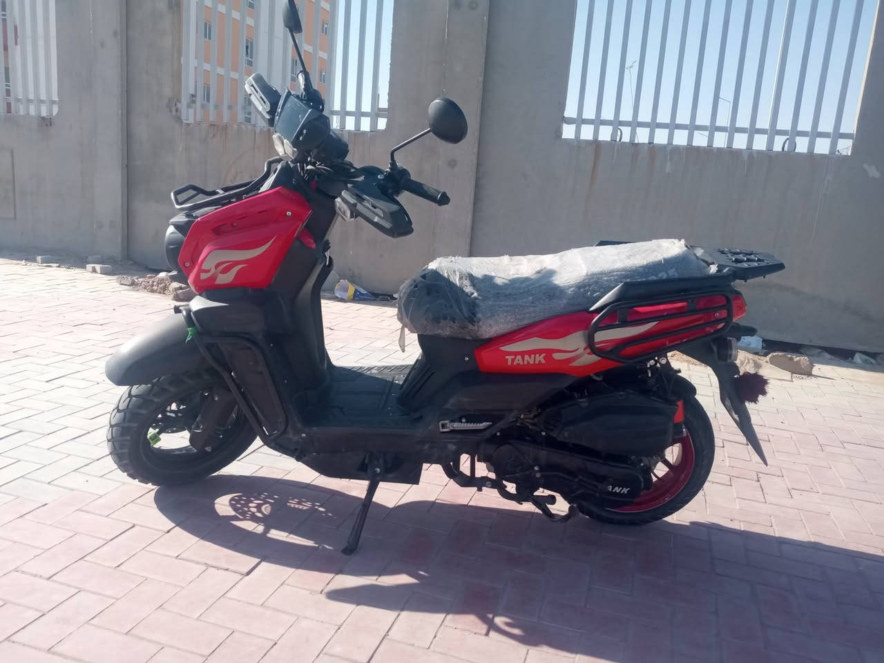 للبيع دراجه سكنس جبلي بيع مستعجل الدراجه نضيفه ونشطه السعر 900 وبيها مجال المكان كربلاء الحزام الخضر للتواصل ***********
