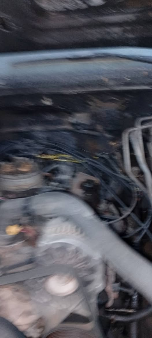 السلام عليكم عندي سياره جبسي موديل 99 مكينه 3.5 وجير 1000 رقم الماني بغداد سنويه عظماج عنواني بغداد عندي حرق بيها بالضفيره رقم تليفوني سياره مناسبه من 25 لفوق ***********
