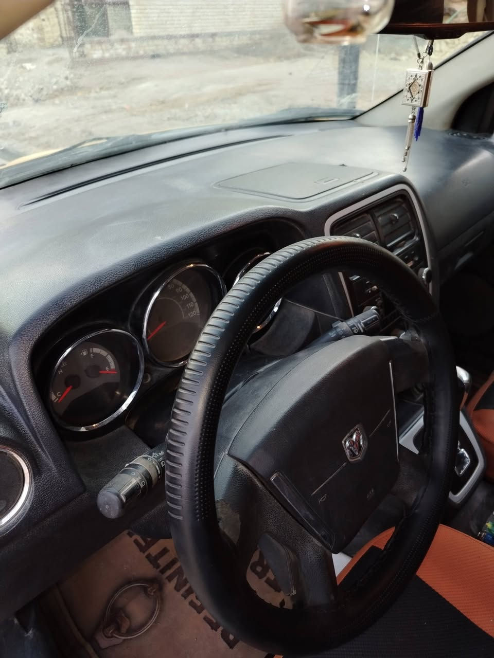 كالبير ٢٠١١ أجره رقم انكليزي باقي بس إستلام كير جديد المحرك جيد صدر الكدام جديد الخلفي تعبانه الكهربائي جيده رايده ٥٥ $ وبيه مجال ذي قار الرفاعي ***********
