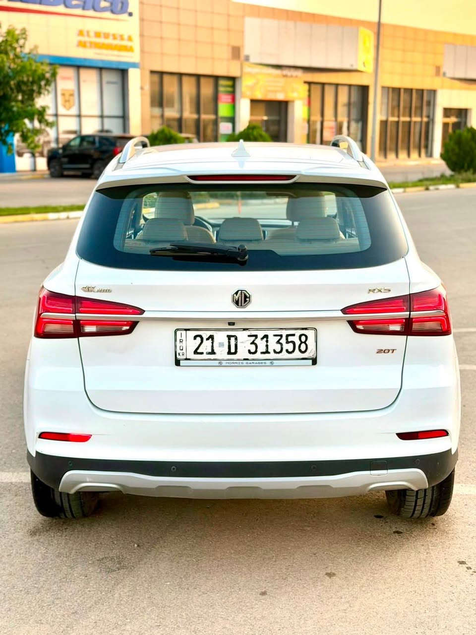 MG(.  Rx5      ) 2021

٢٠٢١

Description✅ 
Mg RX5✅ 
✅مؤديل 2021 
 
 
 
 
✅شاشه ئاييات كاميره 
✅حساس دواوه 
✅به سمه ده ركَاي به سمه 
✅داخلي كريمي 
✅ويل كرؤم 
✅لايت ليد وعدسه 
✅بكَلايت ليد 
✅مكينه 1.5 تؤربق 
دووپەلە کارتی بجوکي هە يە  
زؤر مواسه فاتي دي 
نرخ١١٧ السليمانية, العراق


**إذا كنت صاحب هذا الإعلان وتريد حذفه لأي سبب، رجاءا أرسل رسالة إلى الدعم الفني**