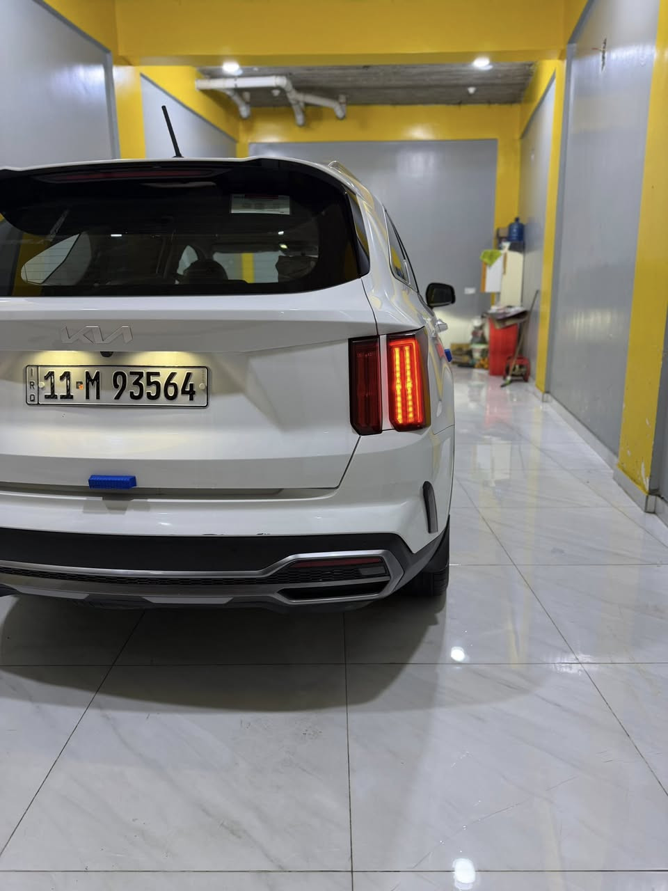 سورنتو 2023 خليجي رقم بغداد بأسمي مكفولة كفاله عامه عدا رصعه صغيره جدا موضحه بصور محرك 6سلندر سياره جديده جدا وجاهزه للاخير ماشية ١١٢ الف كيلو متر 
مكاني واسط كوت السعر ٢٨٨ نهائي
للاستفسار ***********
