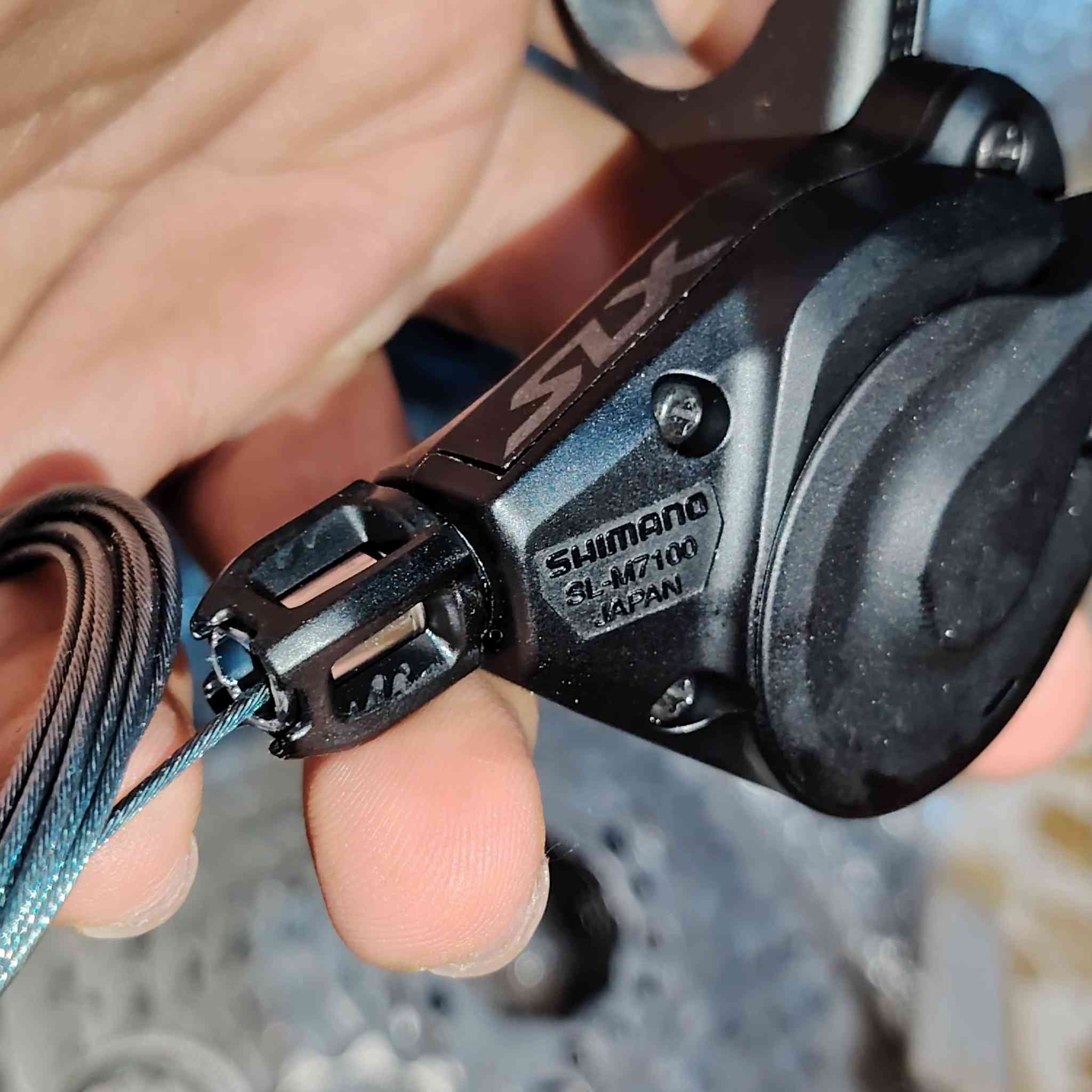 جديد غير مستخدم كامل Shimano slx m7100 1x12
السعر 150 الف


**إذا كنت صاحب هذا الإعلان وتريد حذفه لأي سبب، رجاءا أرسل رسالة إلى الدعم الفني**