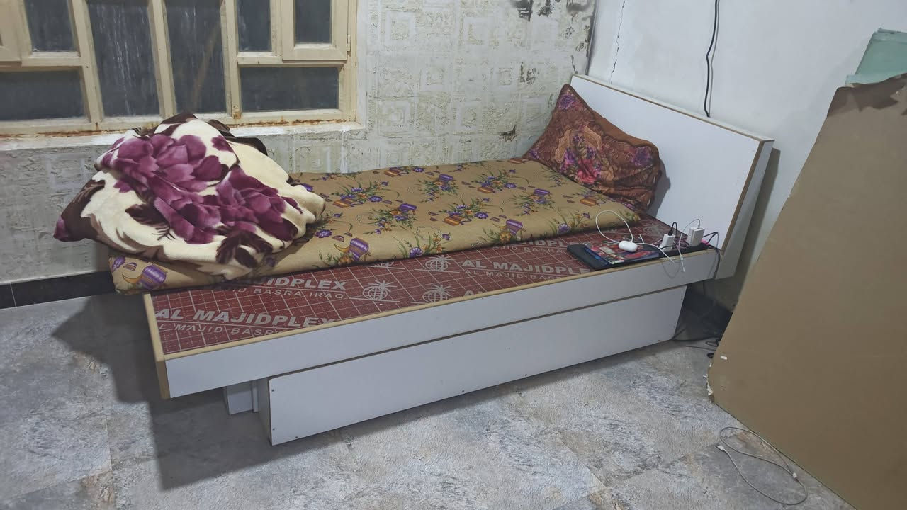 للبيع كلهن ب 400الف نضيفات كلش استفسار أو أتصل ***********
