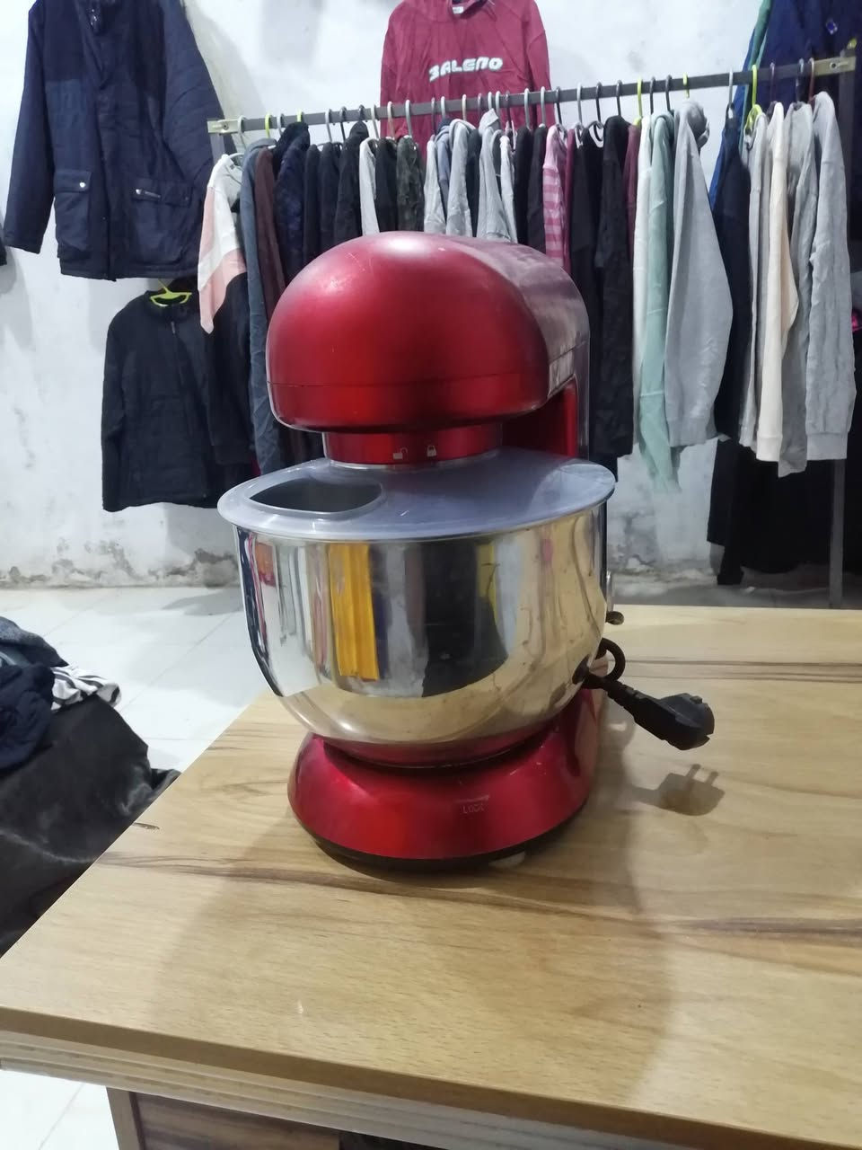 السلام عليكم عجانه للبيع ***********
