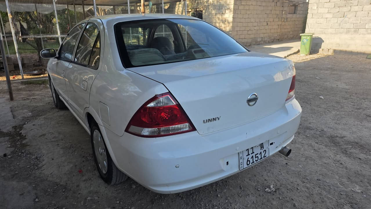 السلام عليكم 
بيع سريع وسعر مناسب 
سني بدي كوري 2008بغداد بسمي الرقم الجديد 
مكينه كير تبريد صدر خير من الله
 تخم تاير باتري جديد السيارة بيها قطعتين صبغ بدون اي دواخل وهذا السونار كدامكم ختلاف هذا السونار تاخذها بلاش 
سعرها75 وبيها مجال بسيط حك الجية فقط
مكاني المحمودية الشراي يتصل ***********او***********
