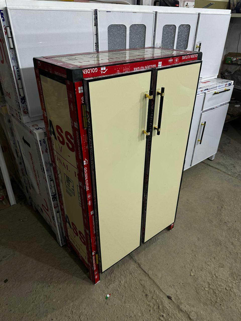 جزامه احذيه شغل درجه اولى ٦ تقاسيم من الداخل السعر ١٢٥ يوجد توصيل *********** العنوان شارع الاخلاص ناصرية, ذي قار
