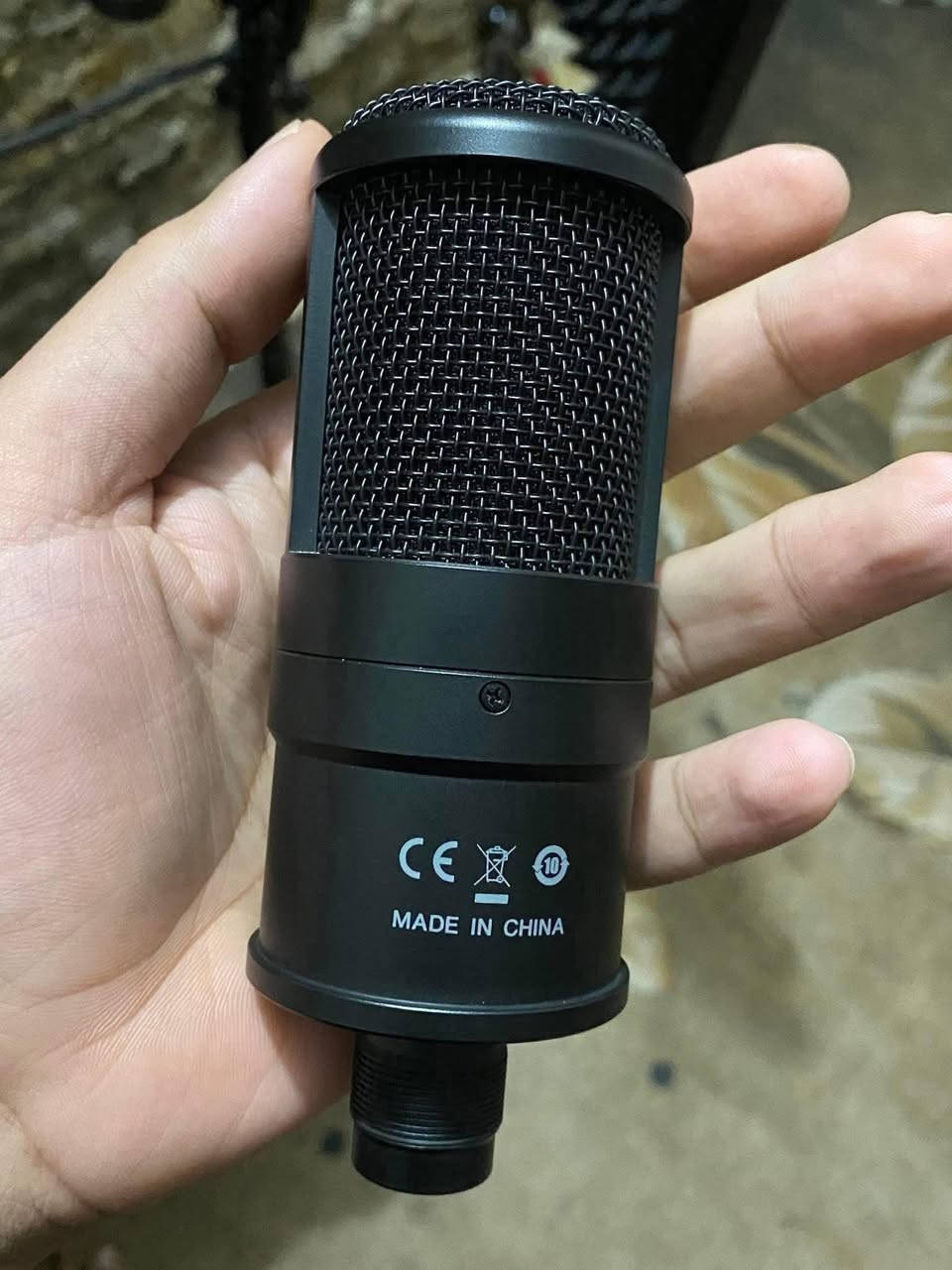 للبيع مايك Steinberg ST_M01

 • نقاوة وجودة صوت عالية ✅
 • حالة ممتازة
 • السعر:100الف  IQD (قفل)
 • الموقع: بغداد – العبيدي
 • للتواصل: ***********
