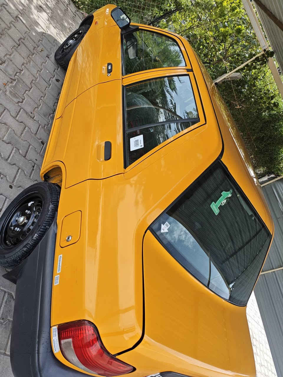 سلام عليكم سايبا موديل 2023 باسمي تحويل مباشر هيئه وغرامات مصفره سياره مكفوله فقط الي مأشر عليهه مكدار خمس اصابع فقط كير محرك حداديه تايرات كله مكفوله سياره ماشيه 100 مكان سياره ديوانيه مركز السعر 65 مع مجال قليل للاستفسار اتصل على الرقم ***********
