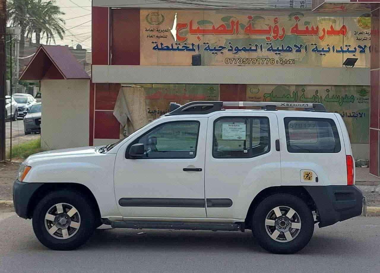 ‏السلام عليكم 
‏نيسان اكستيره وارد امريكي موديل 2011 لون ابيض فول مواصفات سياره احلا من الصور بهواي رقم بغداد دولي بسمي تحويل مباشر حادث جاملغ خلفي وصندوك سونار وياها ناشره صدر امامي خلفي جيد طخم تاير جديد سياره جاهزه مكينه 6سلندر 4000كير مكينه مكفولات تبريد ثلج فور ويل 4x4 منحدرات بلوجكترات بلادي بل قماره تحكم ستيرن جهتين غرفه نضيفه السعر95وبيها مجال بسيط الاتصال *********** مكان بغداد 
‏ بغداد
