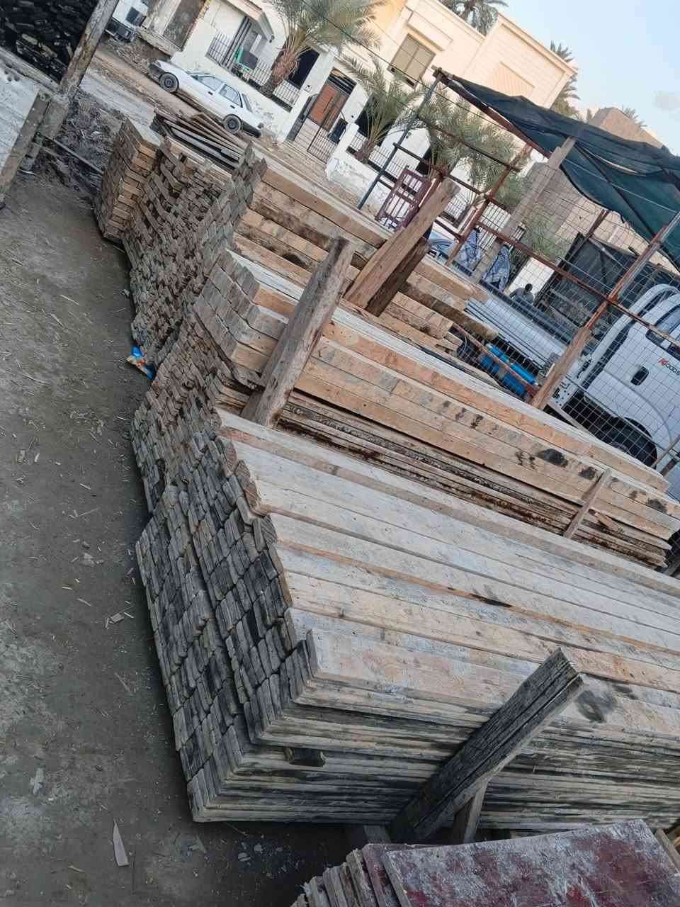 السلام عليكم قالب خشب البيع يدك 150 متر نضيف شغله وحده تارس 25 المكان حله الآستفسار ***********
