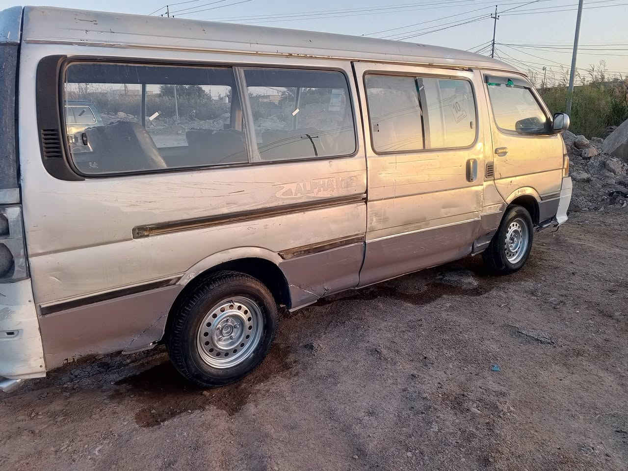 سلام عليكم فتون للبيع موديل ١٠ سنويه عضم عاج راعيه ما اندله اتكفل من سرقه وعشاعر فقط مكينه وكير واكسن حلوات سياره بلاديه وحلوه السعر ١٥ وبيها مجال مكان واسط ***********
