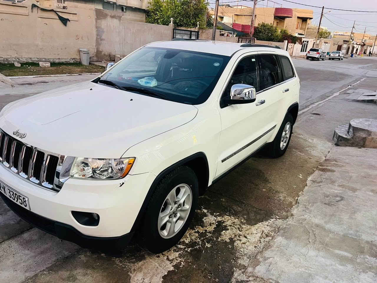 جيب لاريدو 2011
السلام عليكم للبيع او مراوس بجالنجر 
جيب لاريدو ٢٠١١
كير محرك مامفتوح شرط 
سنويه رقم هزه كله جديد باسمي شرط التحويل 
ضررها جاملغ امامي سكن فقط 
سياره نظيفه جدا استخدام شخصي 
سعرها ١٦٩
مكانها كركوك
حي الواسطي 
رقم الموبايل ‭٠٧٧٠ ٩٤٤ ٤٨٠٧‬ متوفر واتس اب كركوك, العراق
