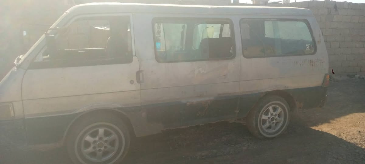 للبيع جاهز وم صفره المكان واسط 18وبيه مجال ***********
