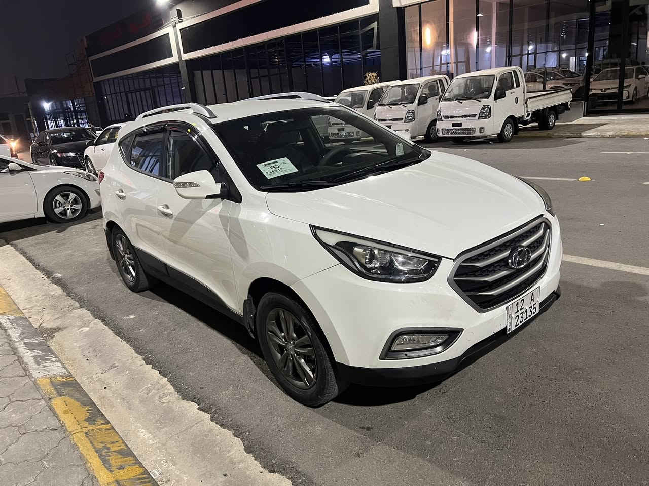 للبيع توسان 2014 مكفوله من الضرر والصبغ فقط شويه بارد بل دائر فول ماعده الفتحه كير ومكينه شرط 
السعر 160 وبيها مجال بسيط للشراي 
الرقم ***********
