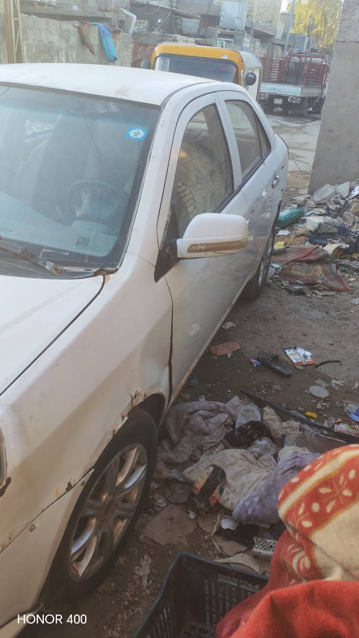 سياره البيع سياره شقاله مكينه حلوه المكان بغداد المدينه سعر 20 ورقه وبيها مجال مكينه لا تنقيص ولا تبخير رقم ميسان دولي ***********
