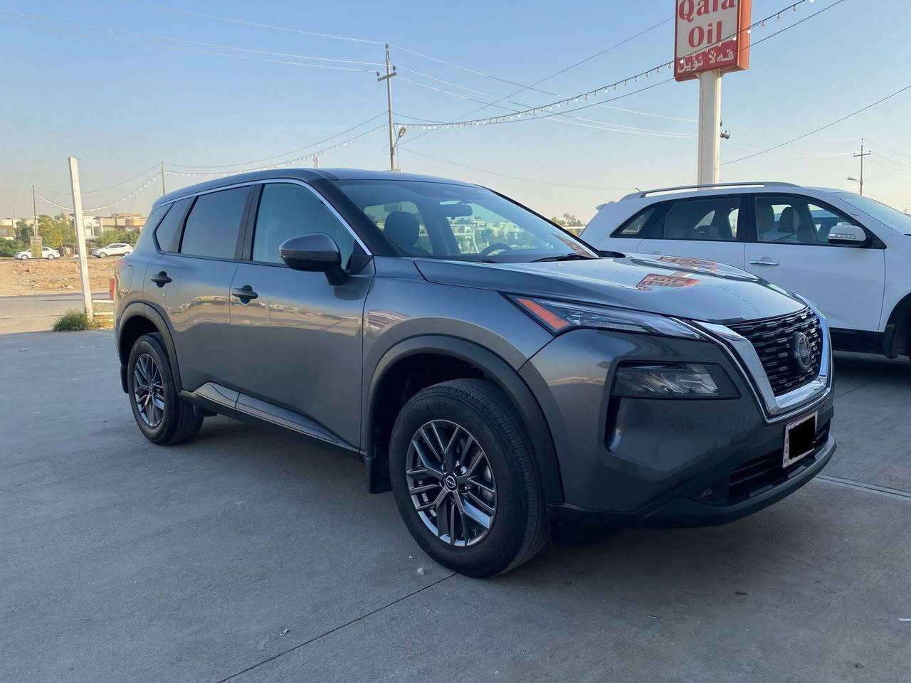 نیسان رۆگ 2023 مواسەفات 
نفطی ٤پستۆن 
مانگێکە رەقەم کراوە  
بەناو خۆمە 
بێ بۆیاخ بێ ناوەوە بێ سارد
 بێ قوپ بێ شوخت بێ ئێرباگ 
گێرو مەکینە و هەمووشتیکی
 بەشەرت
مواسفات رادار پێشولاکان حەساس دواوە
کامیرە تحديد سرعة ئۆتۆ ستۆپ کوشن هیتر سوکان هیتر ئۆتۆهۆلد ٥مۆد لیخورین بریک بەسمە دەبل ئەکسل شاشە گەورە تبرید مرکزی سویچ شغال  سپیری دانەبزیوە 

سعر لە کۆمێنت داوابکە ڕاستەخۆ بۆت دیت 📩 

گیرومەکینە بەشەرت زۆربەجوانی پاکی ماوە هیچ خەلەلیکی تیدا نییە 
شوین هەولێر 

ژمارەی خاوەنی 
***********
***********
