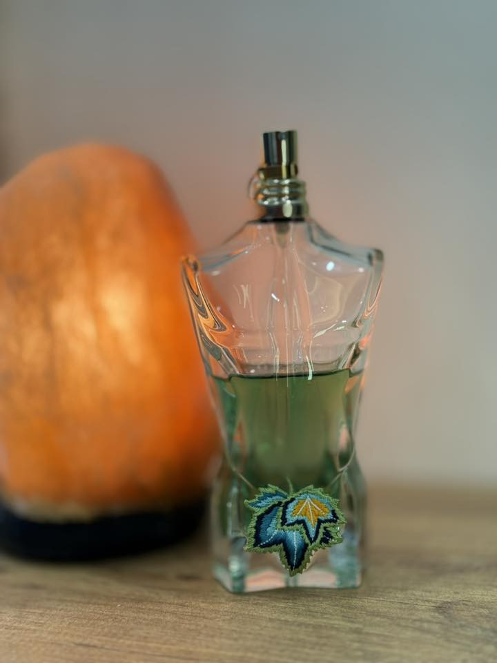 السلام عليكم 🩶
متوفرة تقسيمات 🔹بحجم 10.5.3.2 مل 🔹
لمعرفة الاسعار بس اكتب تم في التعليقات مع اسم العطر و يوصلك السعر
يوجد توصيل لكل محافظات العراق 🚚
للطلب و الاستفسار يرجى التواصل على الخاص و الواتساب وتدللون 💖
***********💬📞

#تقسيمات #براند #عطور
