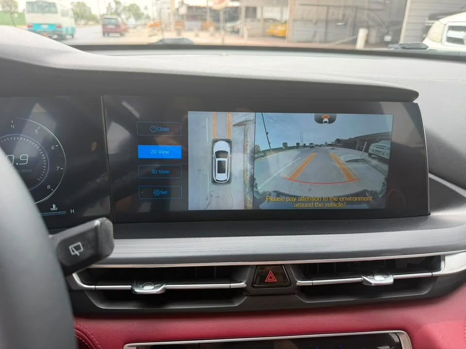 للبيع او تبديل مع مارسيدس 2024 او احدث
شانجان سي اس ٧٥ بلس 2021

Changan CS75 Plus 2021

 رقم بغداد حرة 

 ماشيه 44 الف كيلو

السيارة تحت ضمان البخيت و الشركة

محرك 2.0 Turbo ،ناقل الحركة  اوتوماتيكي

8 سرعات ايزن ياباني،مصابيح امامية و خلفية ليد،4 كاميرات و 12 حساس امامي و خلفي

السعر 23 مليون دينار عراقي

رقم الهاتف : ***********

مواصفات السيارة :

حمالات سقف،فتحة سقف بانورامية،صندوق خلفي كهربائي (620 لتر)،أنوار ضباب أمامية – هالوجين،كشافات ضباب خلفية،أربع مخارج للعادم،نظام تنبيه عن اقتراب سيارة من الخلف

شاشة معلومات وترفيه بقياس 12 بوصة وشاشة عدادات رقمية بنفس القياس، مع مكبرات صوت عددها 8 سماعات ومكيف هواء متعدد المناطق ومنافذ USB وتدعم المقاعد الأمامية ميزة التهوية. بجانب 6 وسائد هوائية مع عجلة القيادة

أنماط قيادة (عادي – اقتصادي – رياضي- مخصص)

تحكم بوضعية المقود (يدوي)

التحكم بوضعية كرسي السائق بستة اتجاهات

التحكم بوضعية كرسي الراكب بأربعة اتجاهات

ذاكرة مقعد السائق عدد ٣ 

عرض محتوى الجوال على الشاشة

مثبت سرعة تفاعلي

ونظام مراقبة النقط العمياء وكاميرا بزاوية 360 درجة وشاشة قفل مركزي ونظام الدخول والتشغيل بدون مفتاح ونظام مراقبة النقاط العمياء ونظام تحذير التصادم الأمامي والخلفي ونظام الحفاظ على المسار وتنبيه الخروج عن المسار ونظام الإضاءة الذكي.

مثبت سرعة متكيف رادار ACC

ثبات الكتروني 

نضام السياره ذكي 

عنده القفل يغلق الابواب والزجاج  و البانوراما تلقائي 

فرامل طوارئ ذاتية AEB

مانع انزلاق TCS

مساعد صعود المرتفعات HHC

مساعد نزول المنحدرات HDC

تحذير الاصطدام الأمامي FCW 

حساسات أمامية و رادار امامي

حساسات خلفية و رادار خلفي

التشغيل بضغطة زر

التشغيل عن بعد

مراقبة ضغط الاطارات TPMS

كشف المنطقة العمياء BSD

تحذير مغادرة المسار LDWS

البقاء في المسار LKAS

بريك الكتروني EPB

أوتو بارك APA

توقف مؤقت أوتو هولد

السعر 23 مليون دينار عراقي

رقم الهاتف : ***********
