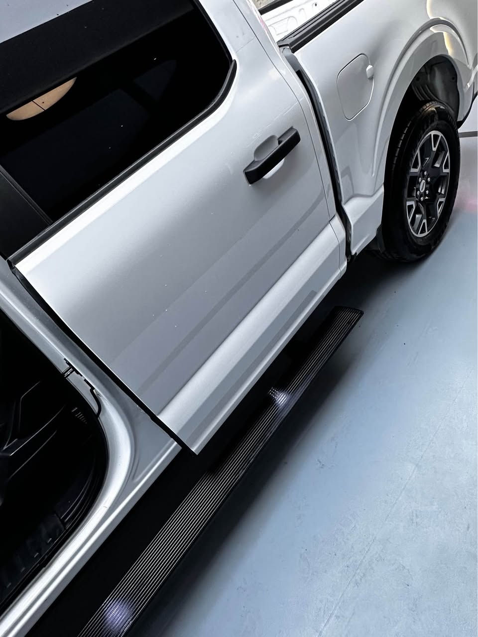 بسم اللّه ما شاءالله

فورد F150  2024 الشكل الجديد STX تك اكسل

                    محرك ٦ سلندر ٢.٧ المرغوب 

                     ماشيه ٢٨  مايل  

               باب طويل بدي قصير المرغوب 

 

((((دوسات كهربايه))))  

              

تايرات جديد  

                                 مواصفات 

                       رادارات 360 كامل السياره

                     حساس خلفي + كامره  

         شاشه جبيره وشاشه دشبول ديجيتال

  لايت عدسه متحركة مع الستيرن دوران مع القيادة 

   قيادة ذاتيه و تحديد مسار واتو ستوب توقف ذاتي

                           كير تعليك كهربائي 

منافذ كهرباء 220 فولت و كذلك 110 فولت بكل مكان بالسيارة 

وضعيات القيادة اكثر من ٦ انظمة (صحراوي ايكو و طبيعي و سبورت و وثلجي ومنحدرات و ممطر الخ...)

السيارة حادثها فقط  دعاميه  

 بدون شاصي بدون دواخل كل شي شركة

صوره سونار سياره موجود 

مكان  سليمانيه 

رقم ***********

واتساب

*********** السليمانية, العراق
