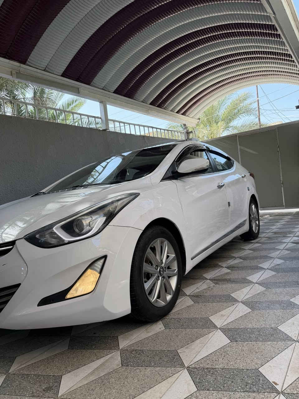 السلام عليكم
النترة 2015 خليجي gls فول الفول 1/1
سيارة بيها قطعتين صبغ جاملغ خلفي والباب طخة بسيطة
رقم اربيل تريد وكالة تريد تحويل 
مواصفات
فتحة 
بصمة
اشاير مرئي+ مرئي شفط
كشنات جلد +كهرباء
محرك 2000 دوش
شاشة كبير كامرة دوارة
ويلكب كروم+تخم تاير جديد
لدات امامي+لايت عدسة
كير محرك تبريد كلة لوك
مكاني كربلاء المقدسة
السعر 120 وبيها مجال
***********
